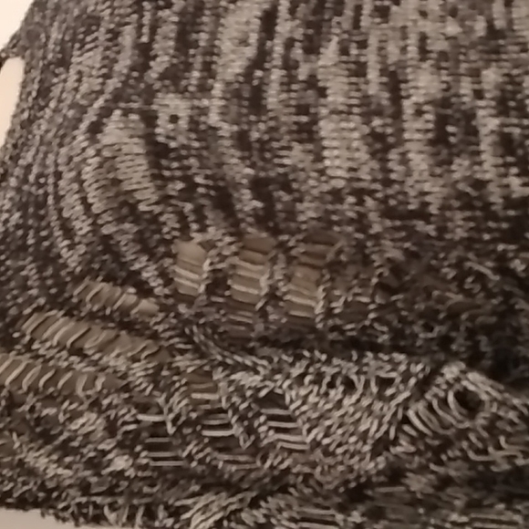 Pink Rose Brand, Knited Sweater with Peekaboo Sides and Sleeves - Picture 7 of 8